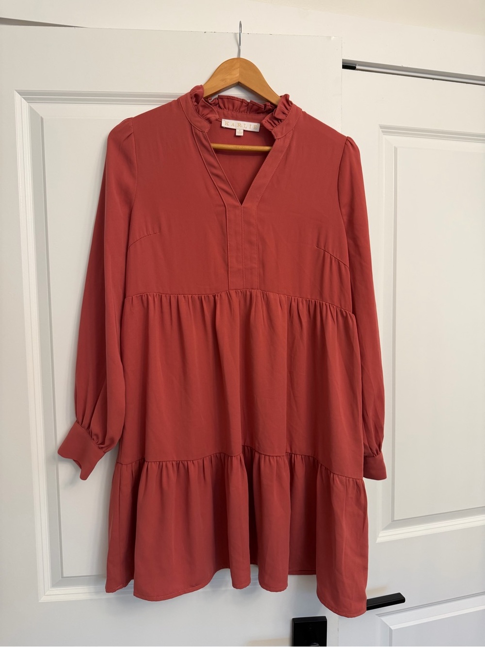 Karlie Rust Terracotta Tiered Mini Dress Ruffle Neck Small